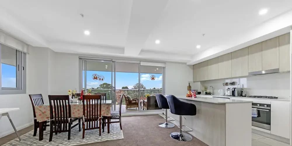 Kozyguru | Blacktown | 3 Bedroom Apt - photo 6
