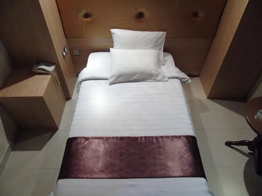 Al Burj International Hotel - photo 18