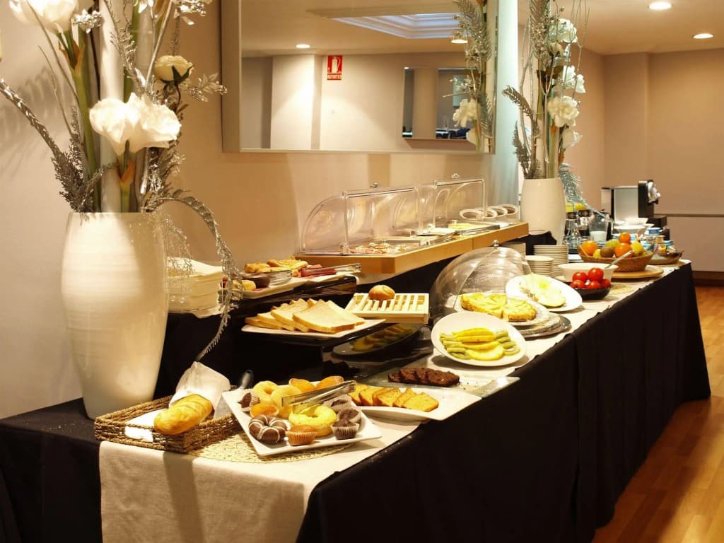 Hotel Abbot - photo 25