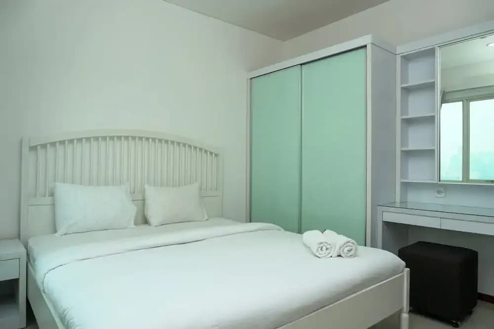 Nice 1BR Apartment at Thamrin Residence - photo 2