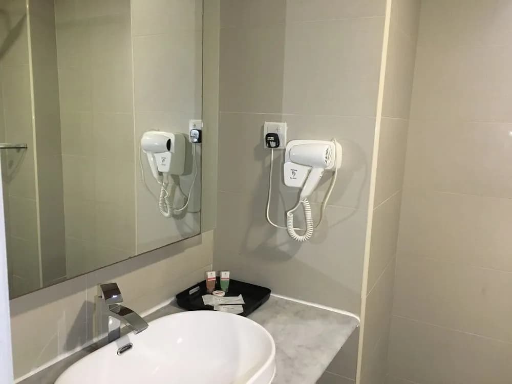 Aliya Hotel Klang - photo 8