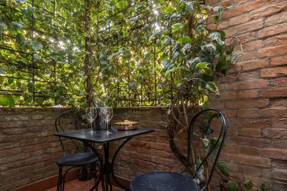 Accademia Apartments R&R - photo 11