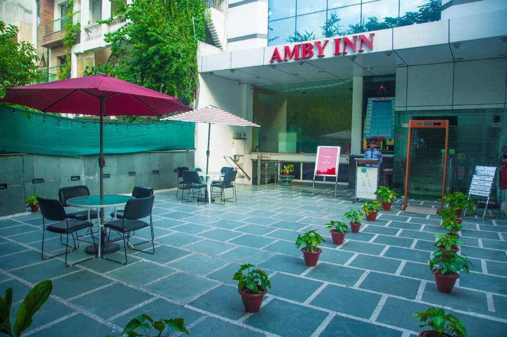 Hotel Amby Inn by Quadis - Lajpat Nagar - photo 17
