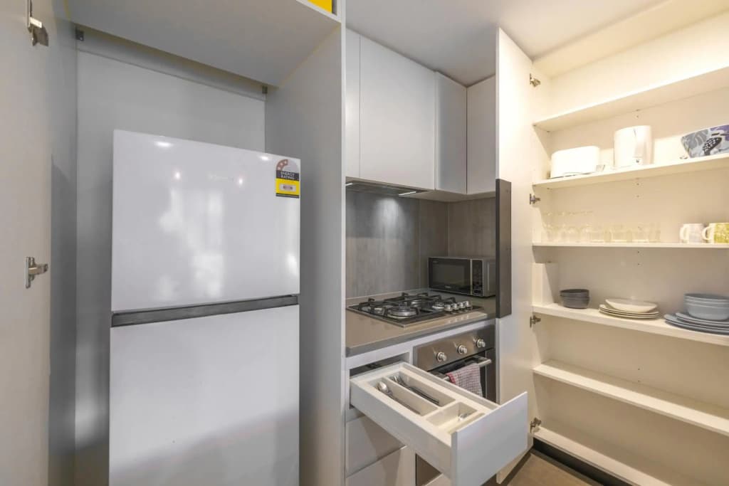Modern 2BR 1BA apt in MELBOURNE CBD+WIFI - photo 11