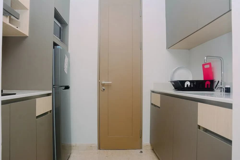 Spacious 3BR Gold Coast Apartment near Shopping PIK Avenue - photo 15