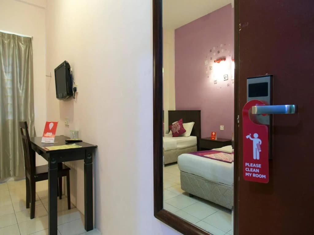 Hotel Ideal Senawang - photo 7