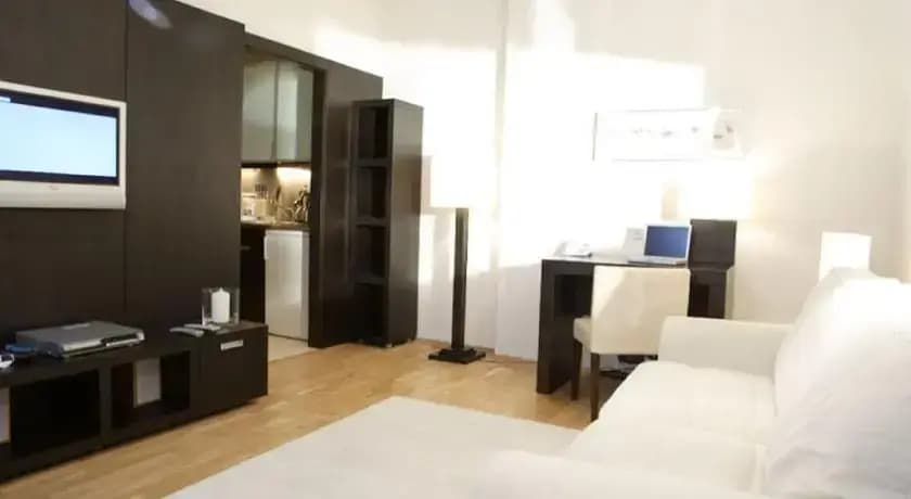 The Levante Rathaus Apartments - photo 8