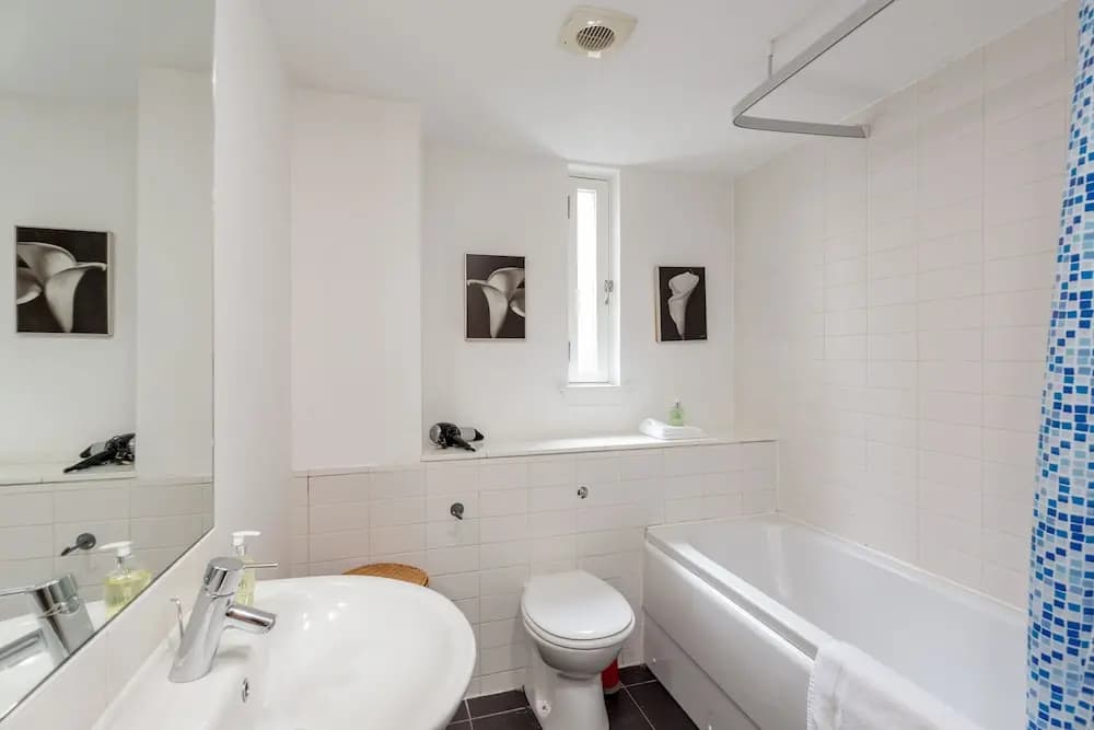 Silver Lining - Grassmarket Apartments - photo 7
