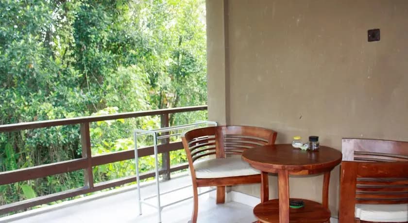 Raka Rai Bungalows - photo 11