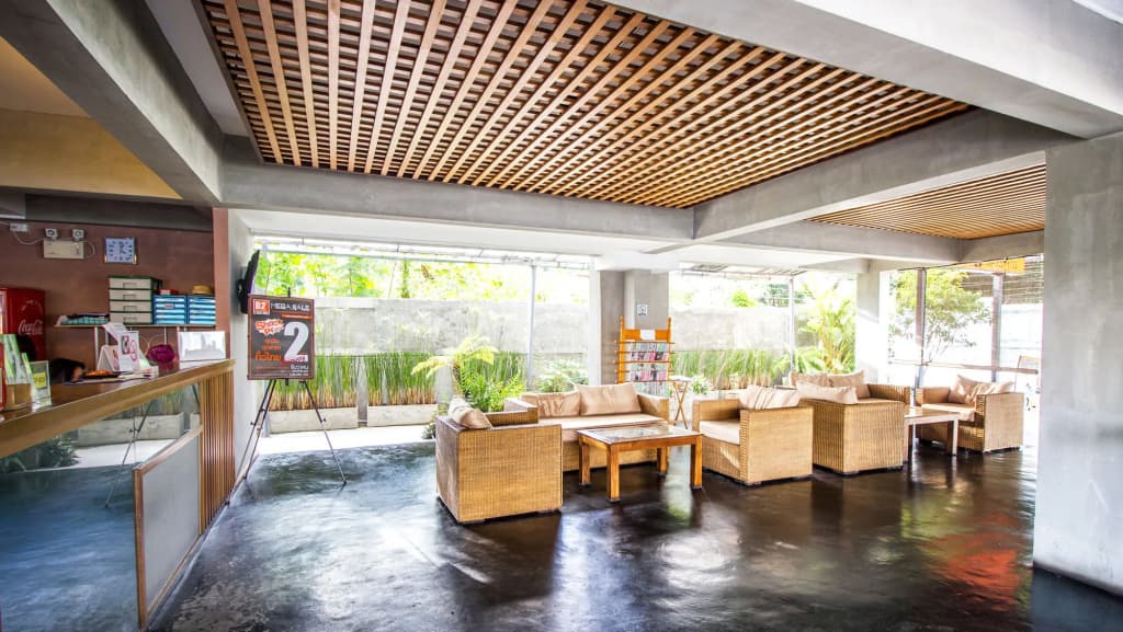 B2 Santitham (Wat Jed Yod) Boutique & Budget Hotel - photo 20