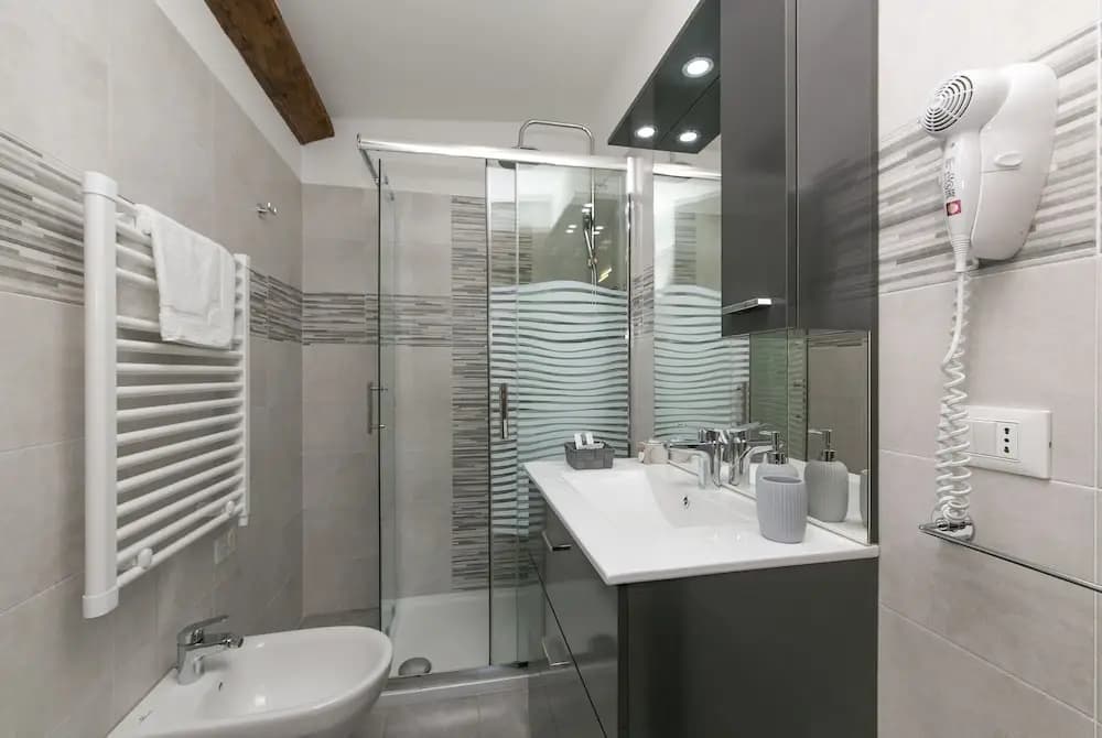 Red Lion Guest House - photo 16