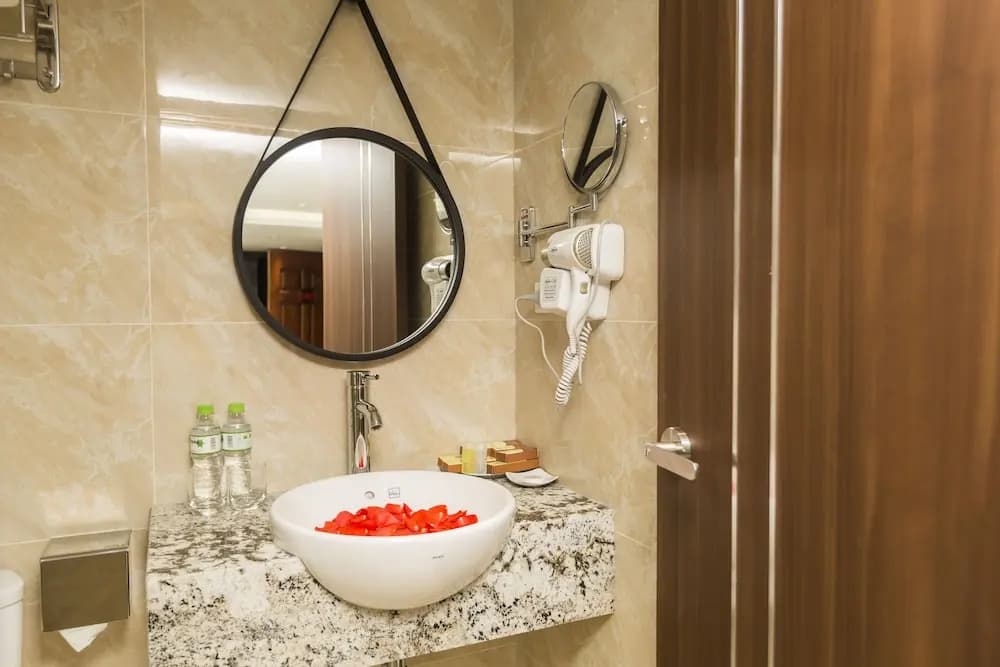 Blubiz Hotel 8 - photo 9