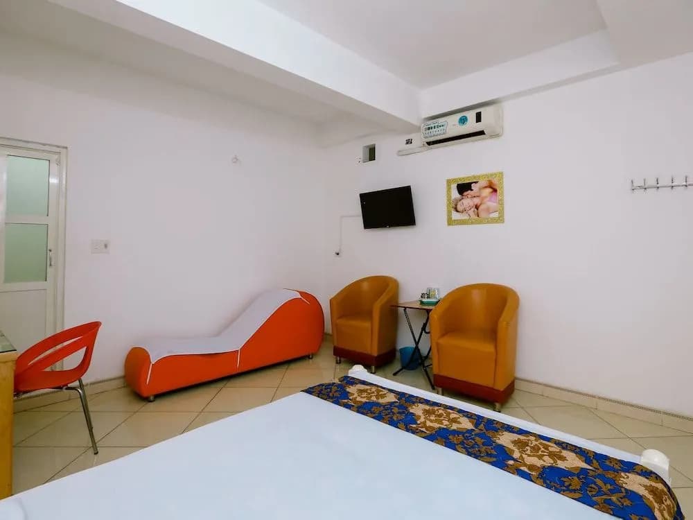OYO 1114 Lucky Hotel - photo 9