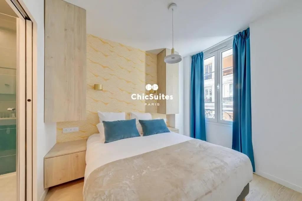 Bastille ChicSuites - photo 3