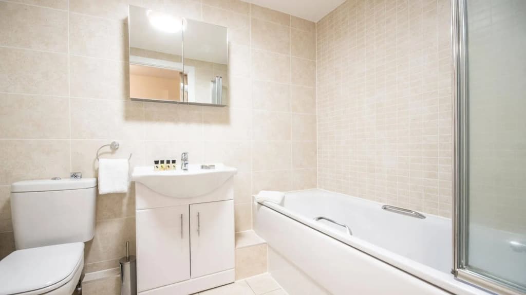 Arnos Apartments - photo 7
