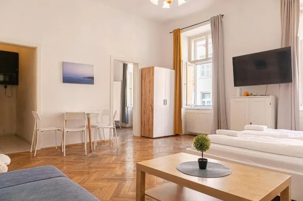 Peerles 2BR Apt. Perfectly Situated&Well Connected - photo 5