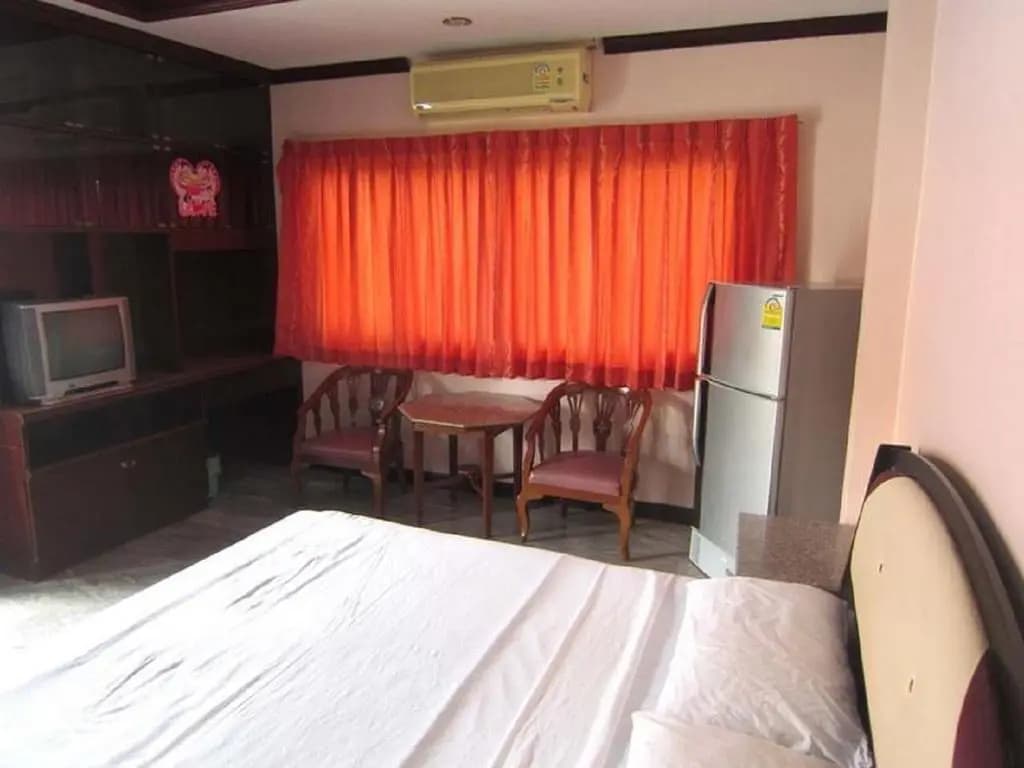 AA Guesthouse - photo 6