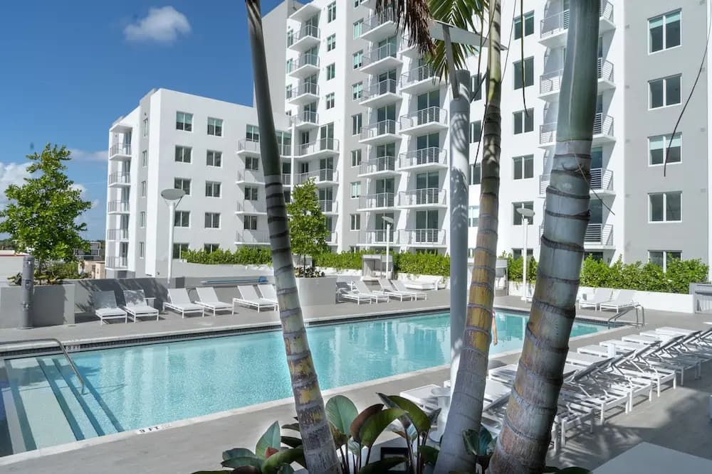 The Outpost Miami Apartments - photo 25