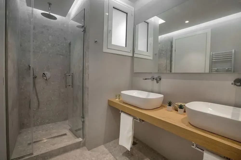Nikis Suites Syntagma-Plaka 2 by GHH - photo 7