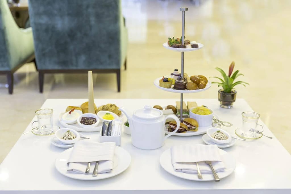 The Avenue Hotel - photo 11