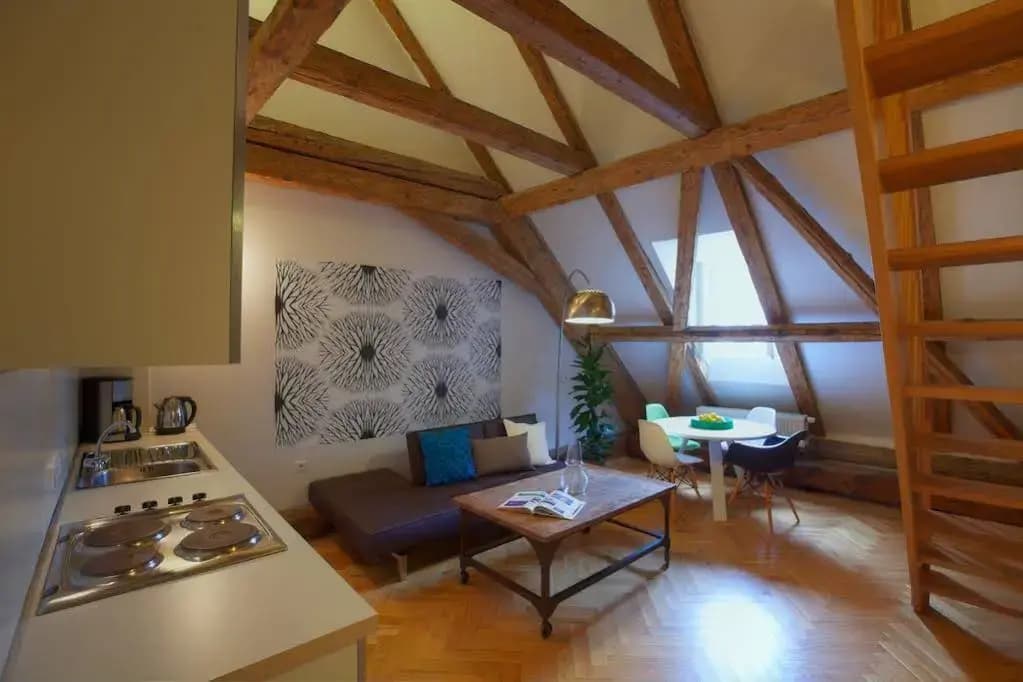 Lesser Town Square - Prague Apartments - photo 11