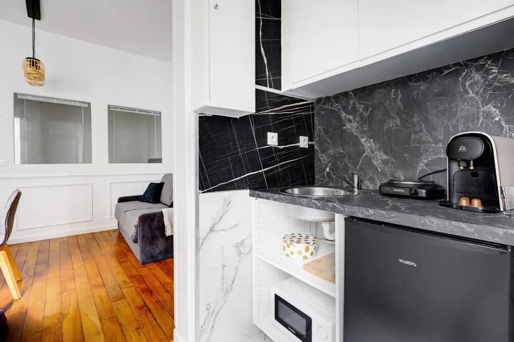 Charming 1BR near Notre Dame - photo 15