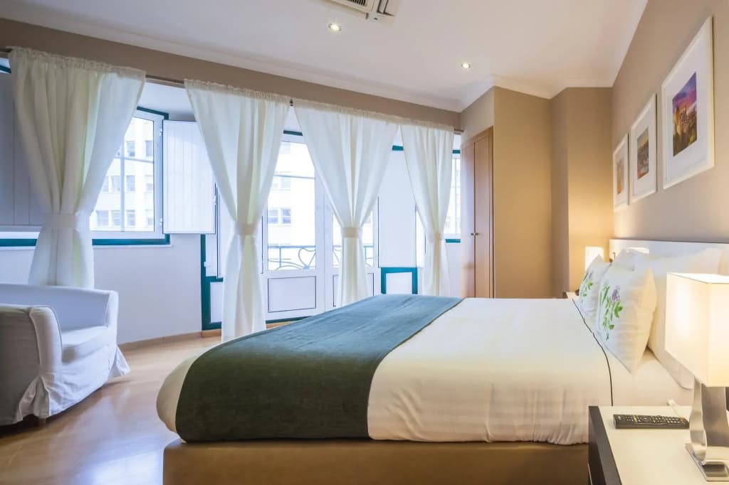 Vila Nova Guesthouse - photo 13