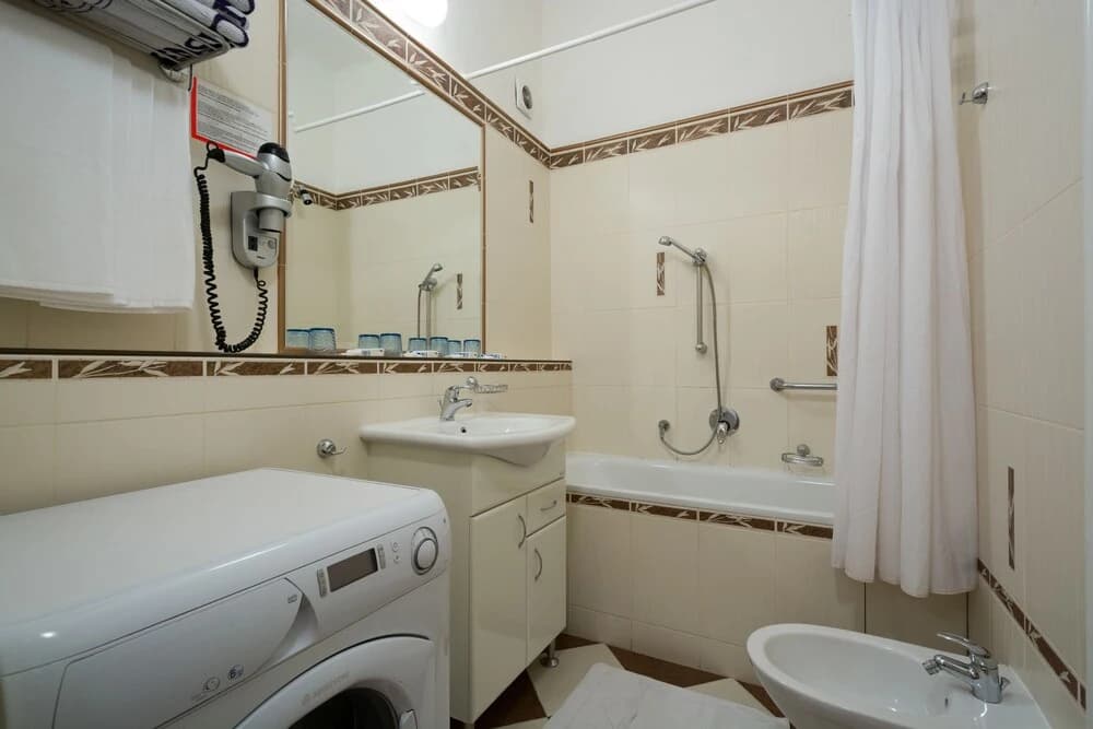 Hotel & Residence Royal Standard - photo 9