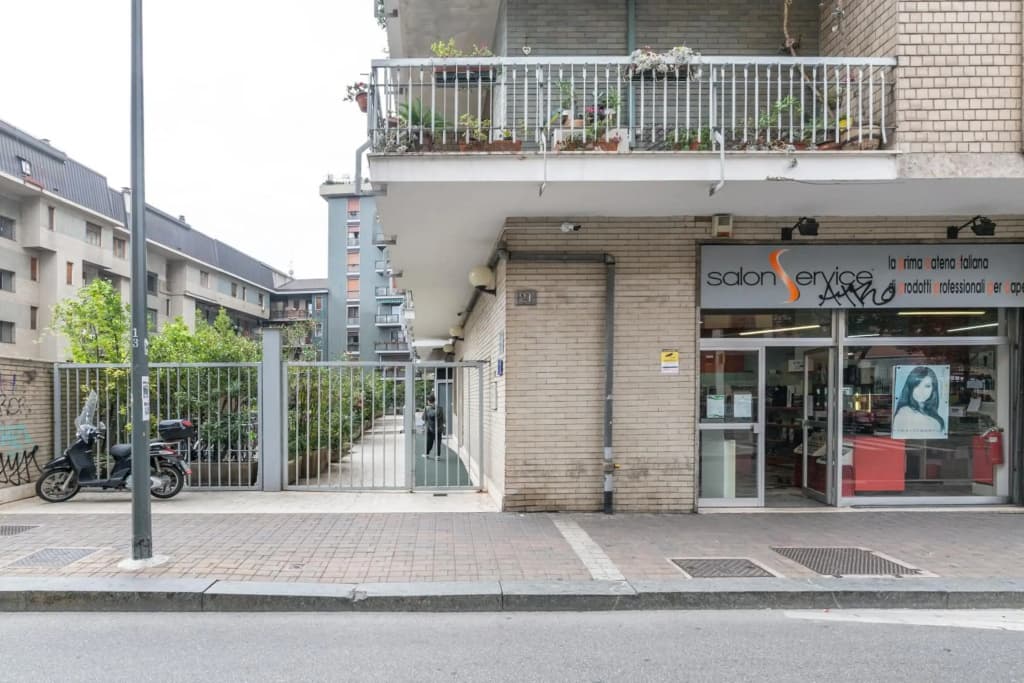 Pasteur Modern Studio with Terrace! - photo 1