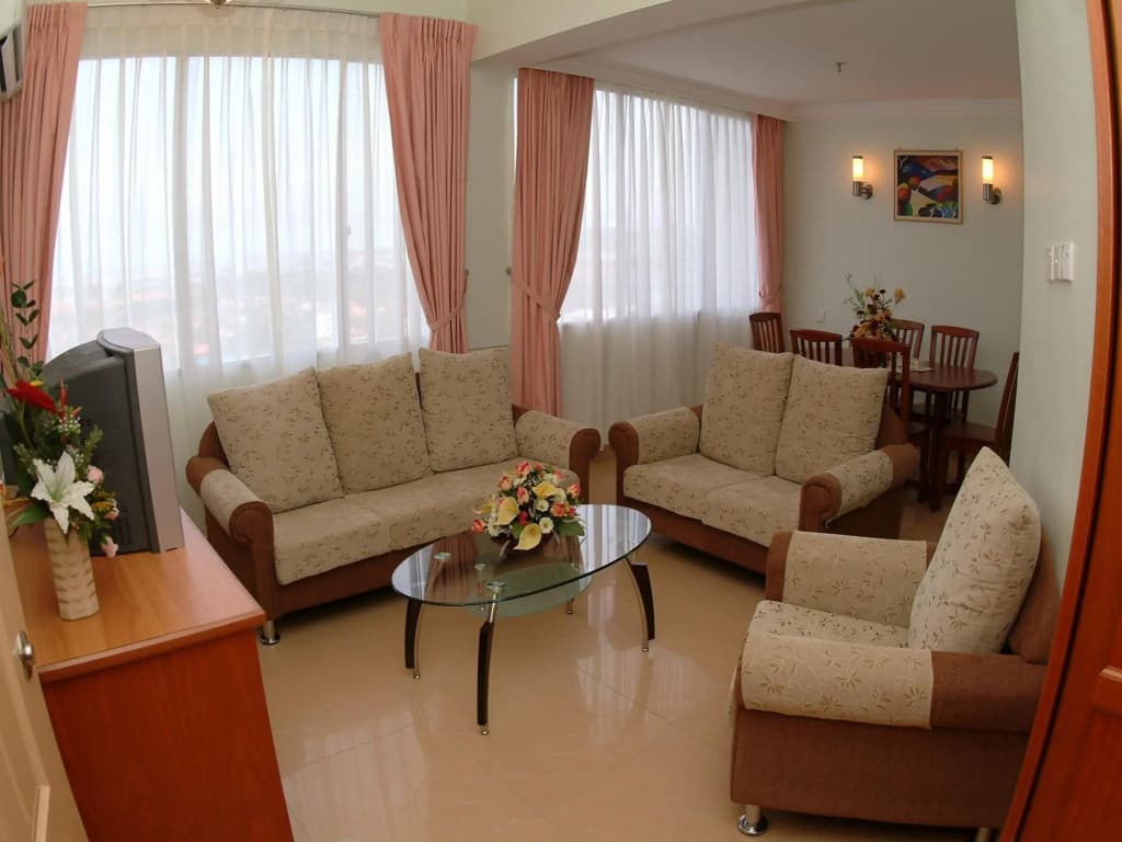 Li Hua Hotel Bintulu - photo 2