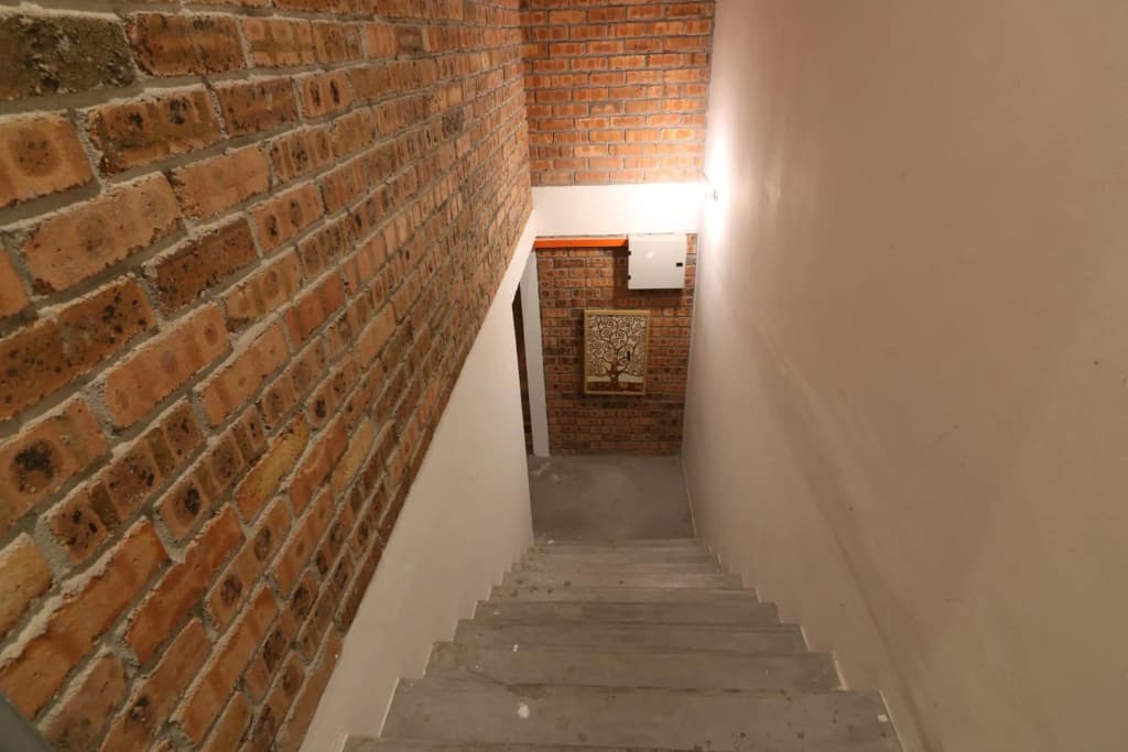 UrbanStay Industrial - photo 4