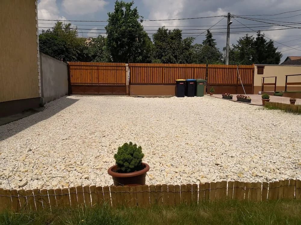 Green Garden Plus Apartman - photo 14