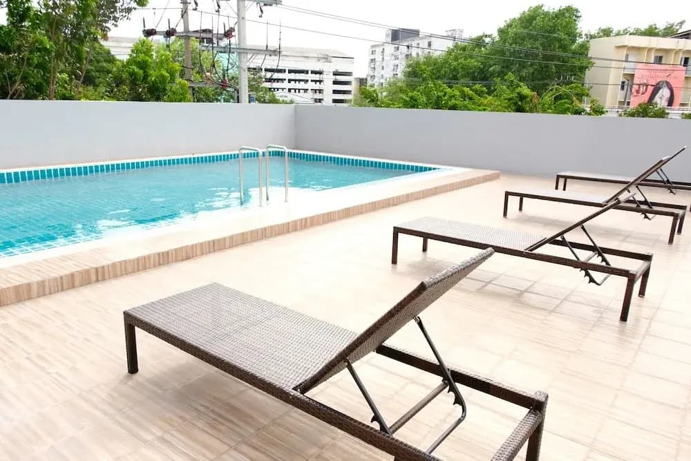 lucky Elephant Hotel - photo 11