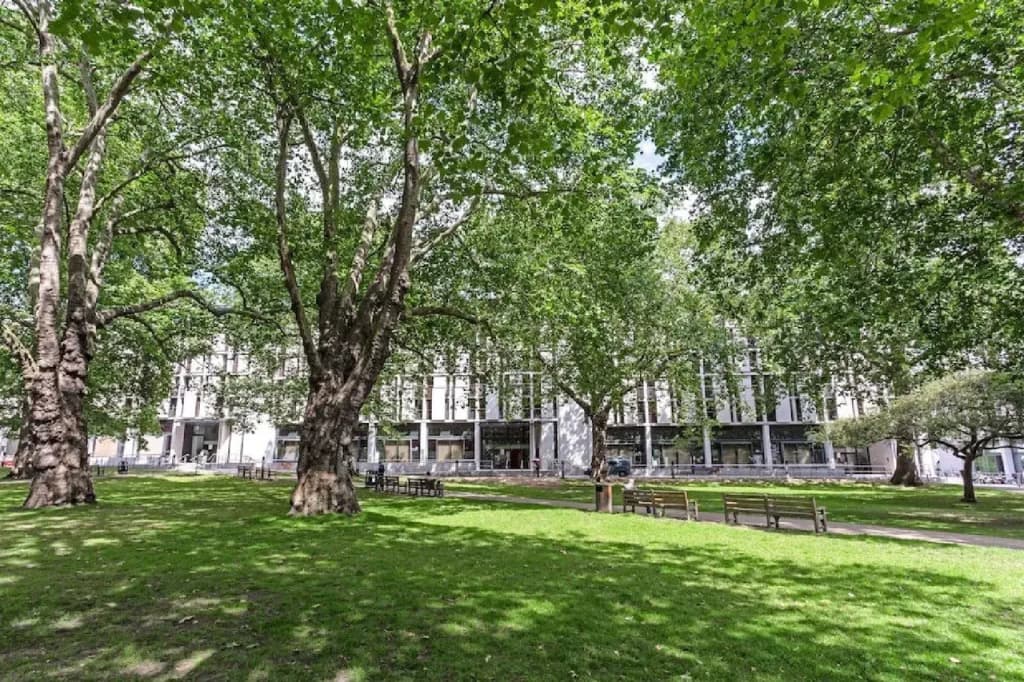 Imperial College London Princes Garden - photo 12