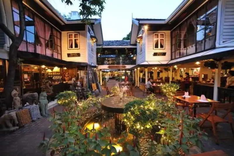 Silom Plaza - photo 9
