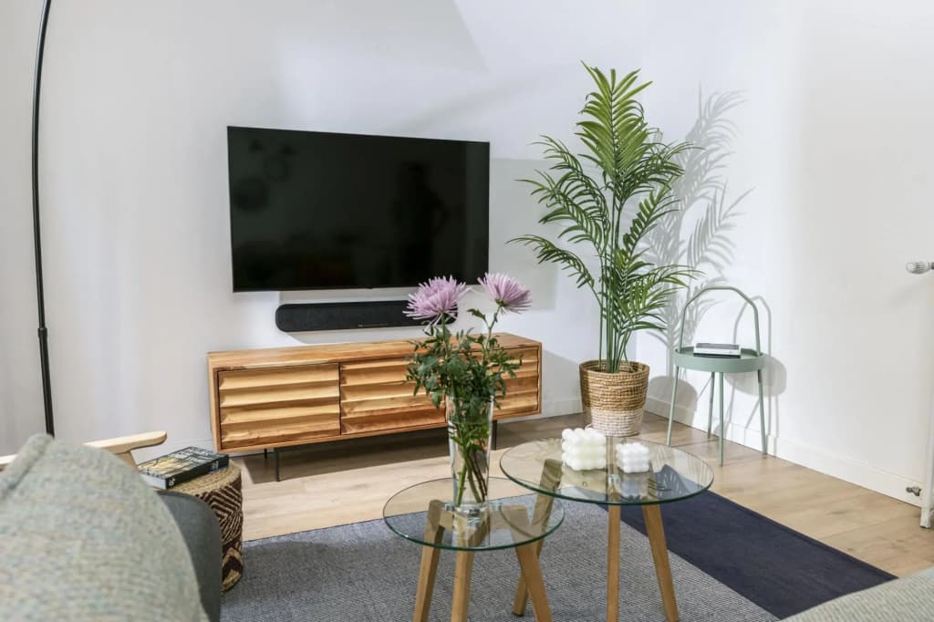 Modern & Chic 2BR/2BA apartment in trendy Chueca - photo 3