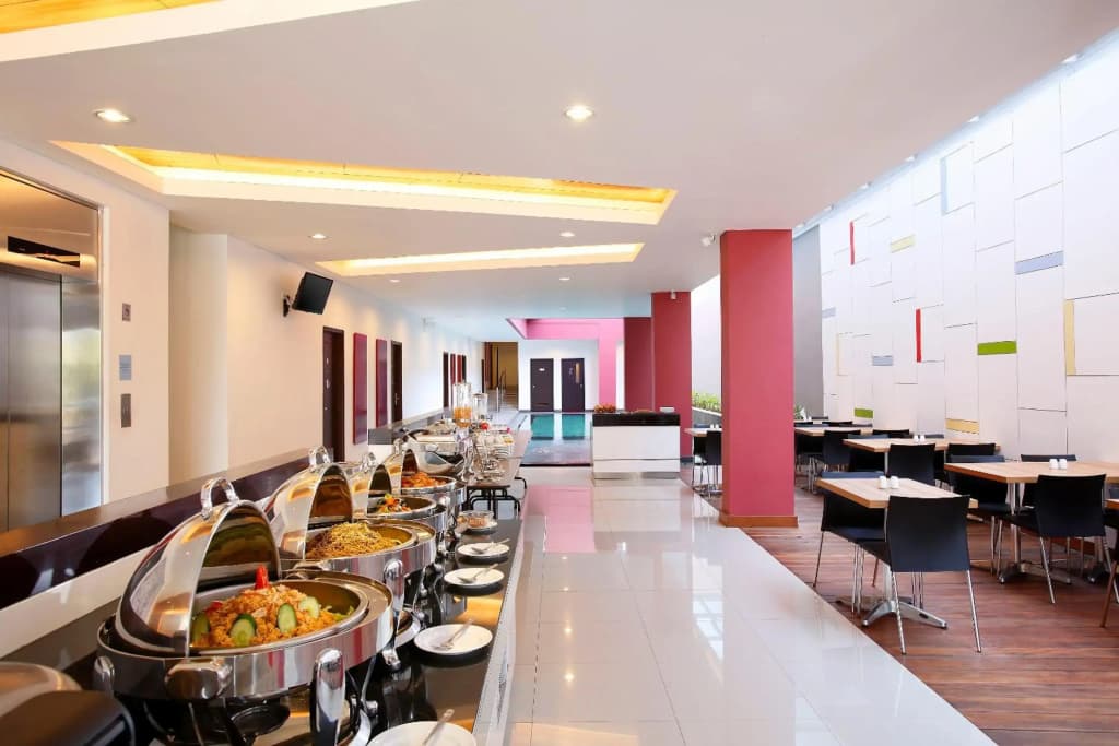 Amaris Hotel Dewi Sri - photo 26