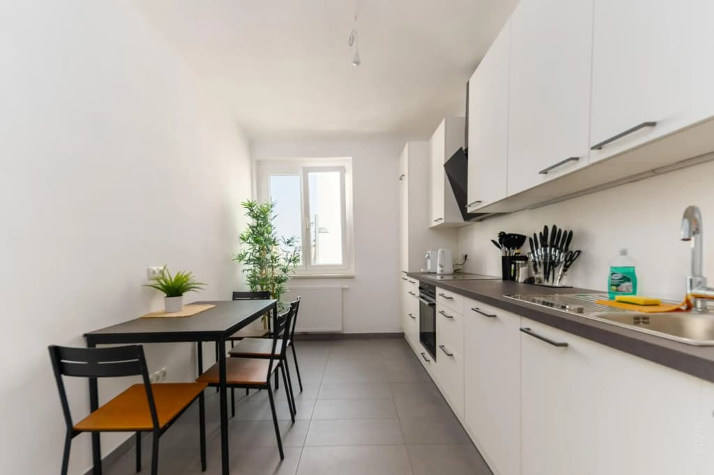 King bed home, 3 bed rooms, Ideal for groups of Ten, 16 - photo 8