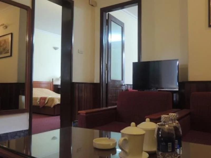 Army Guest House - photo 5