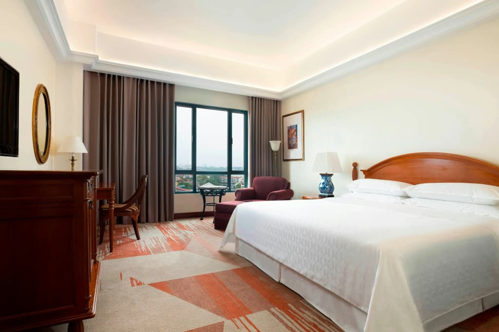 Sheraton Hanoi Hotel - photo 38