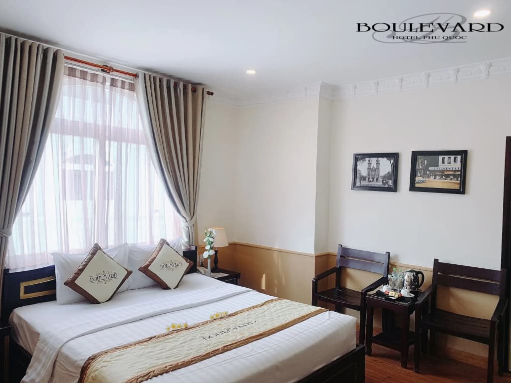 Boulevard Hotel - photo 5