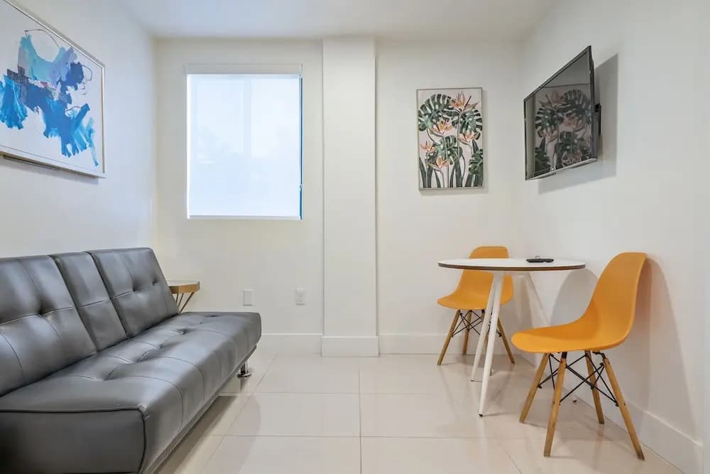 Miami Suite 206 - photo 9