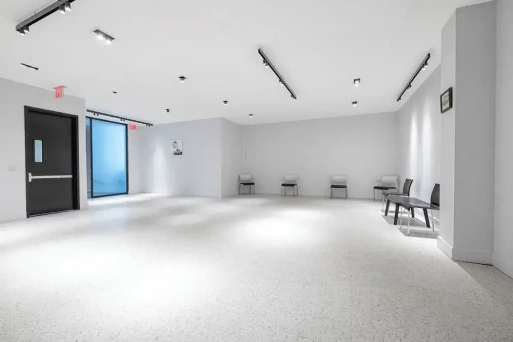 Nova Hotel Brooklyn - photo 10