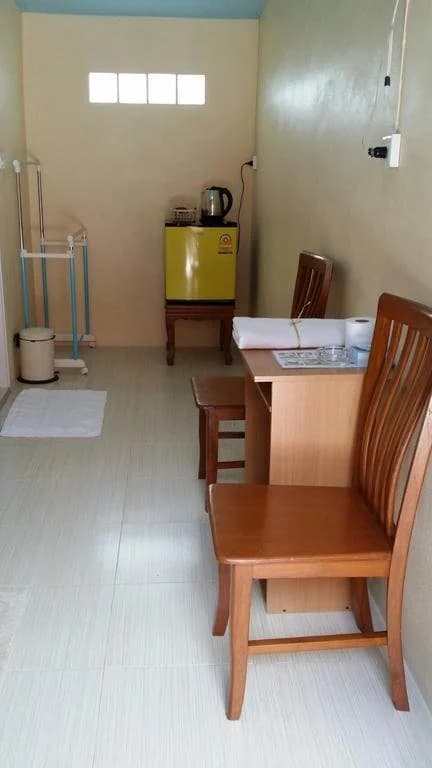 Back-Budget Hostel - photo 9