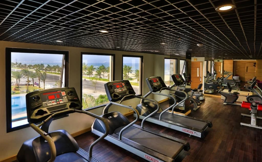 Holiday Beach Hotel Danang - photo 20