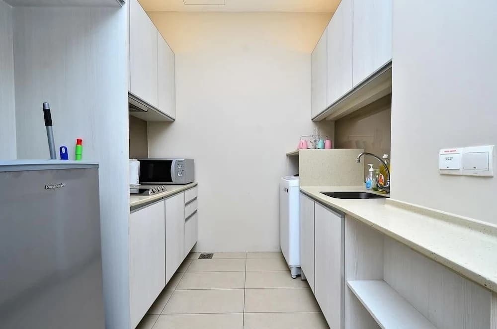 Swiss Garden Residence SS Suite - photo 22
