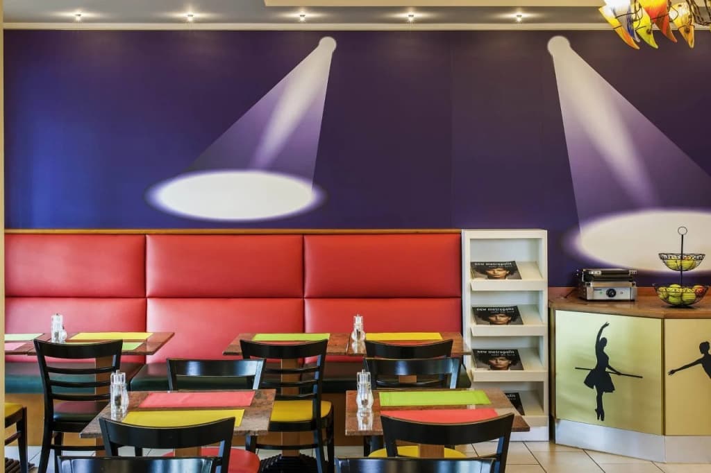 Ibis Styles Berlin an der Oper - photo 10
