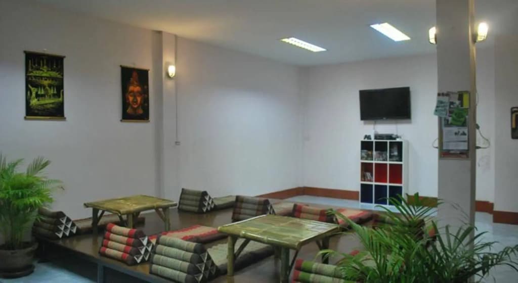 Baan Kai Hostel - photo 2