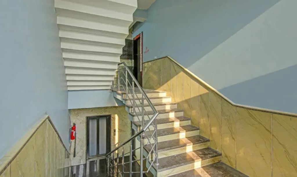 Itsy Hotels Prime Stay - photo 12