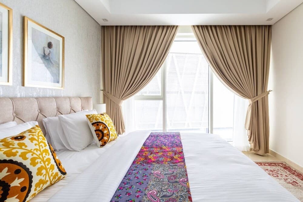 Luxurious 3BR Loft W/ Study In Downtown Dubai - photo 23